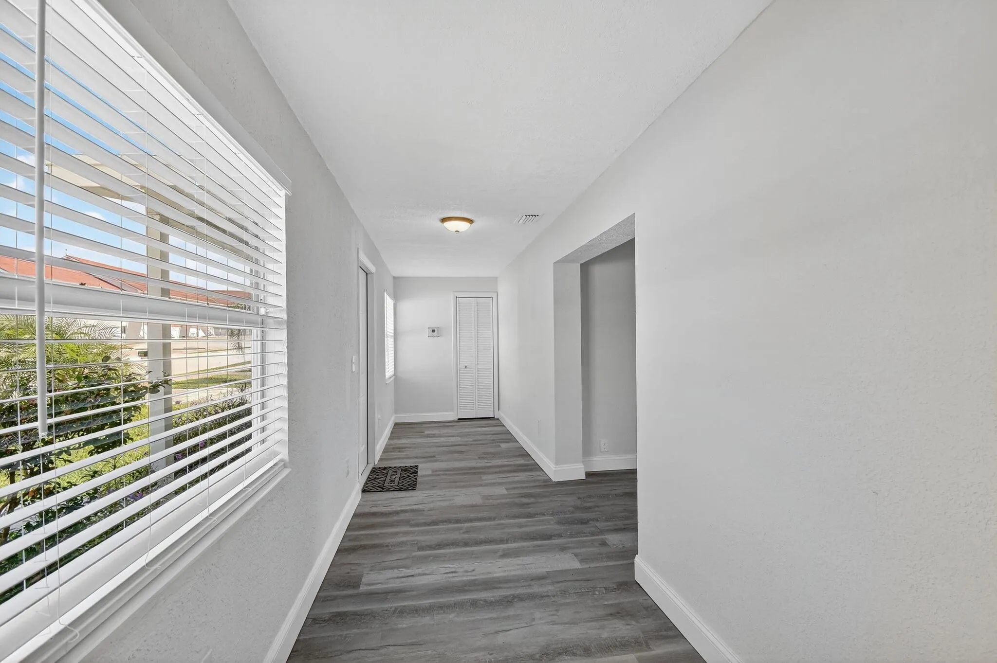 1373 W 30th Street