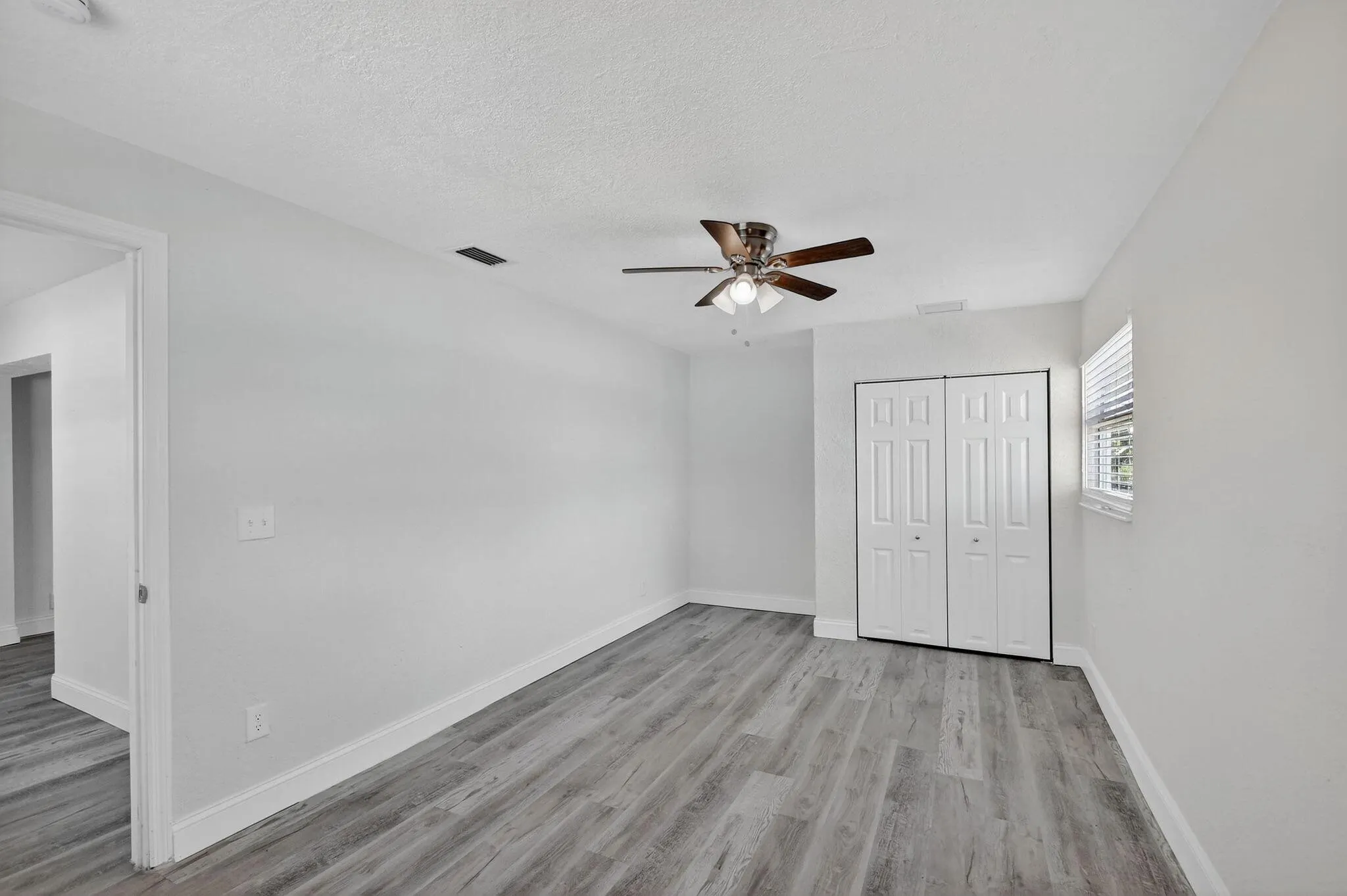1373 W 30th Street