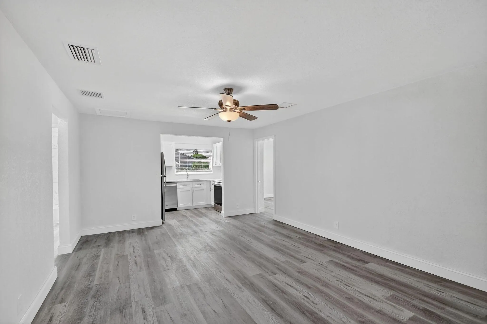 1373 W 30th Street