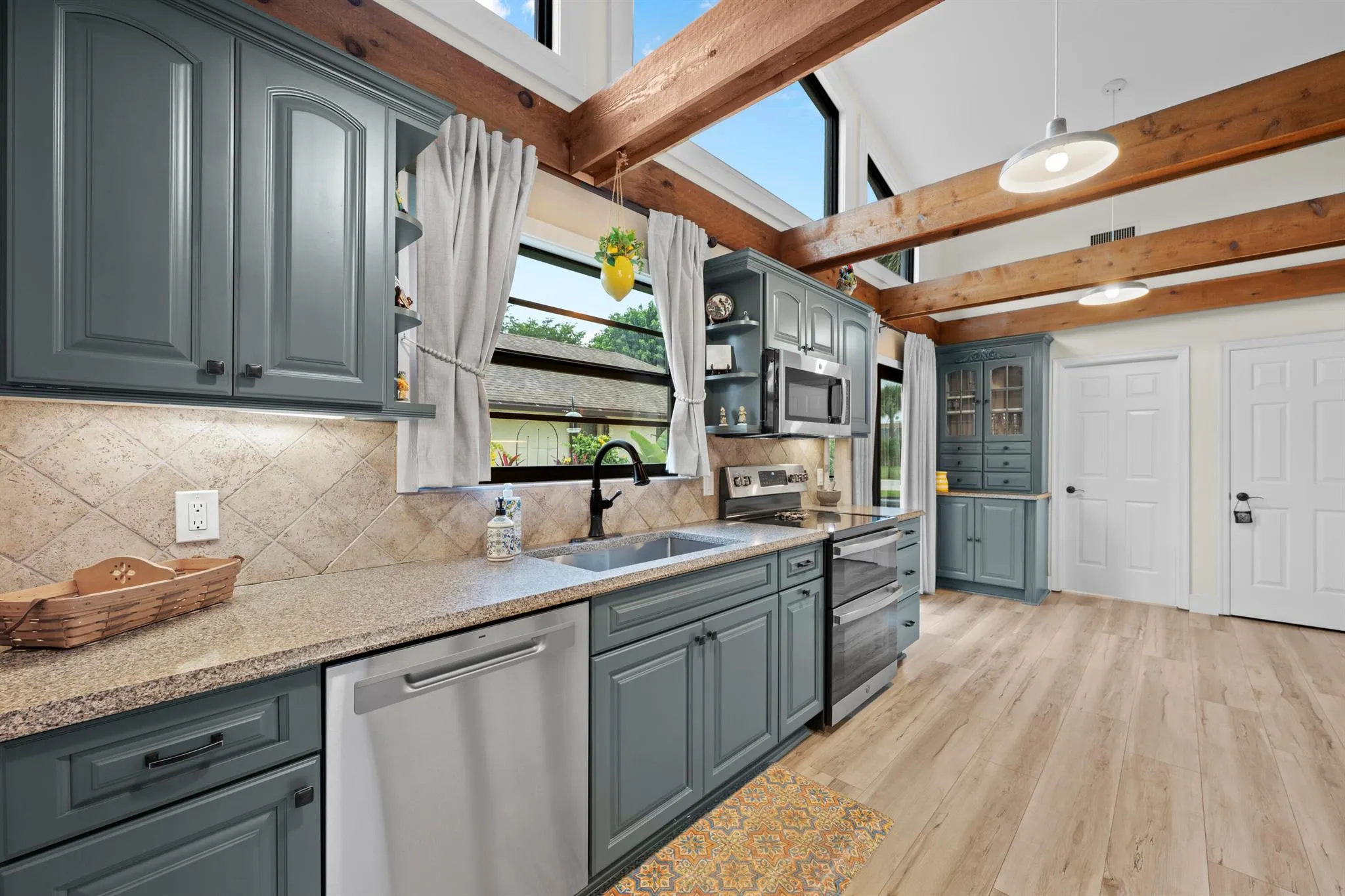 9034 Gardens Glen Circle