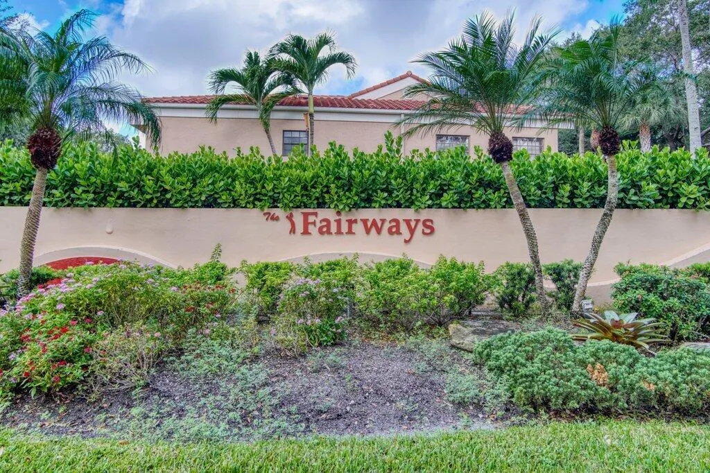 17388 Boca Club Boulevard, #201