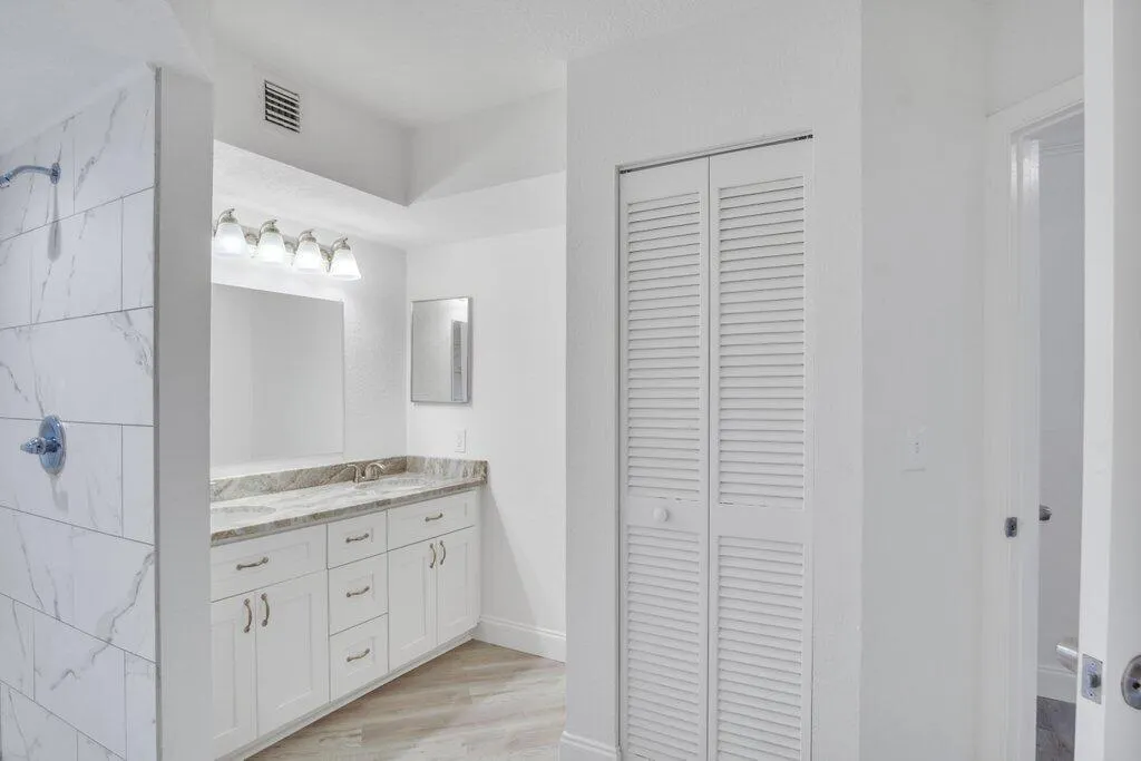 17388 Boca Club Boulevard, #201
