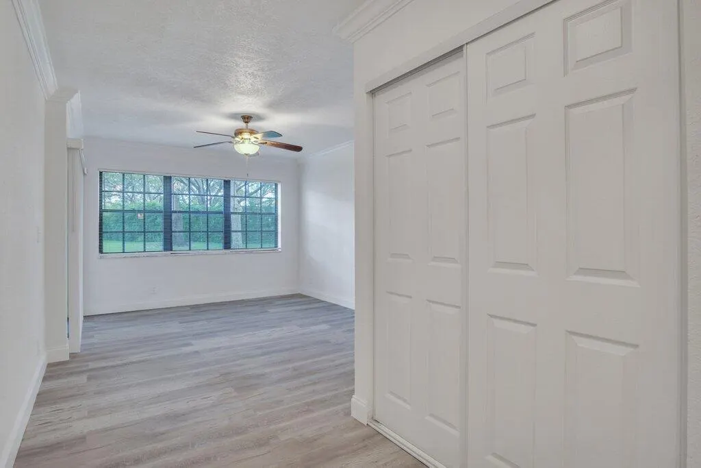 17388 Boca Club Boulevard, #201
