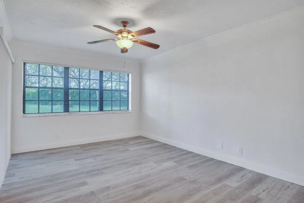 17388 Boca Club Boulevard, #201