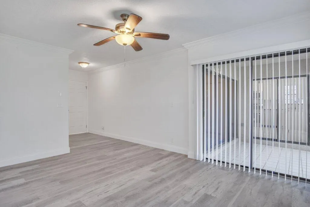 17388 Boca Club Boulevard, #201