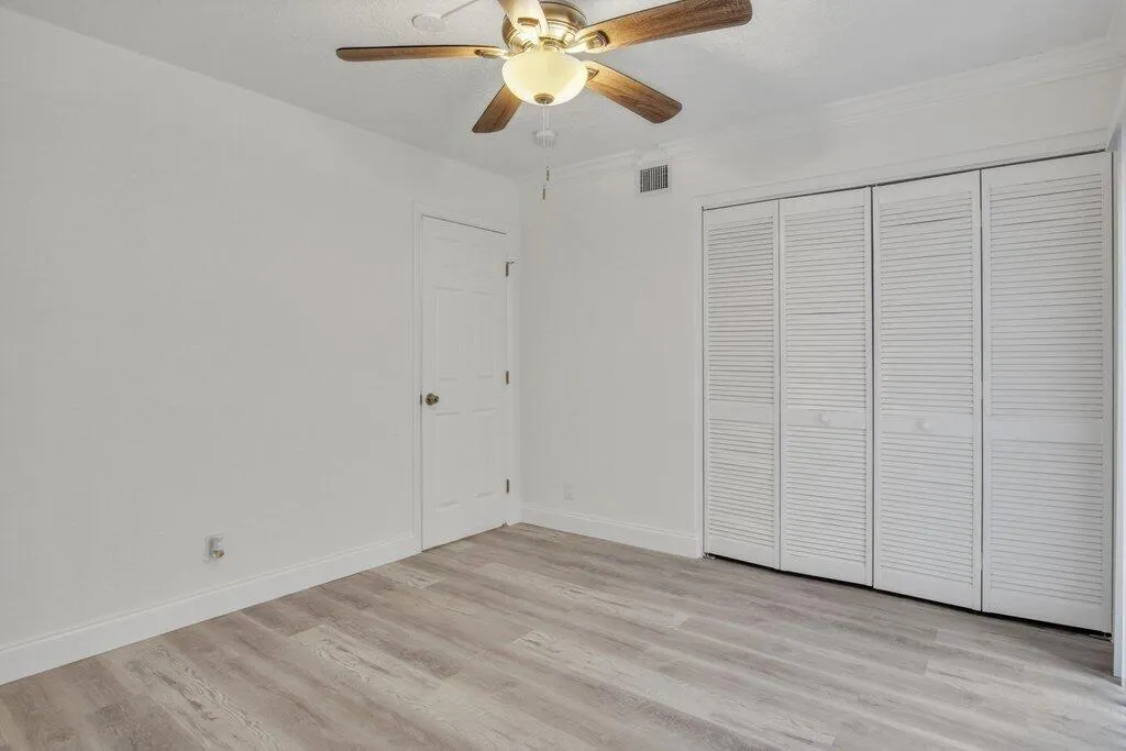 17388 Boca Club Boulevard, #201