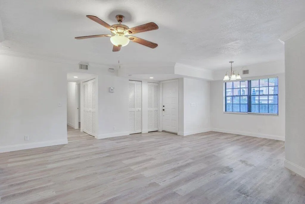 17388 Boca Club Boulevard, #201