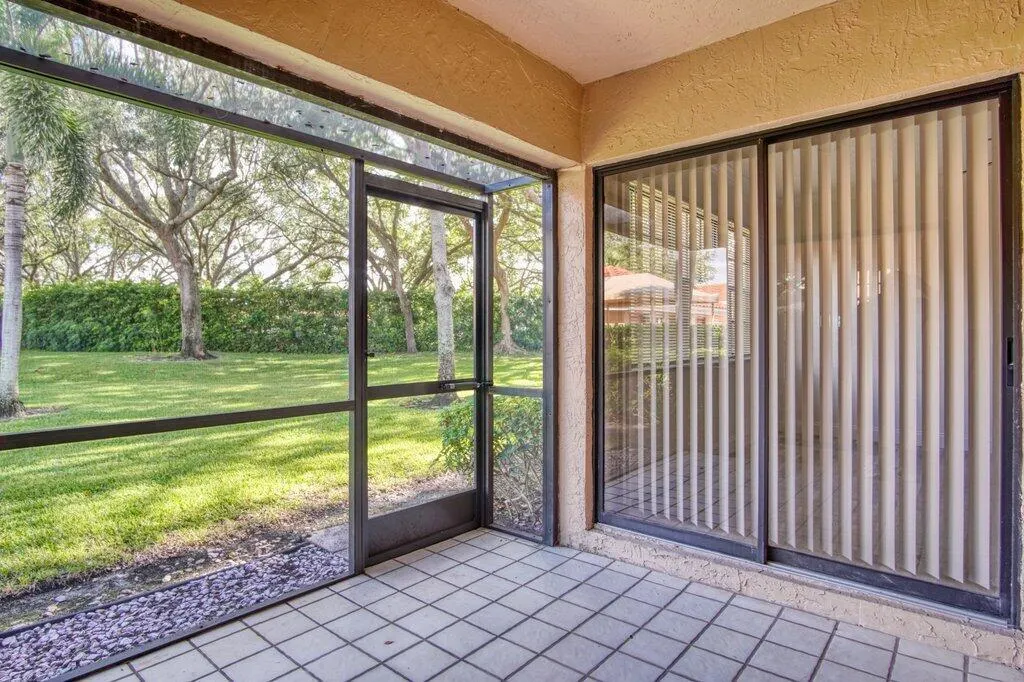 17388 Boca Club Boulevard, #201