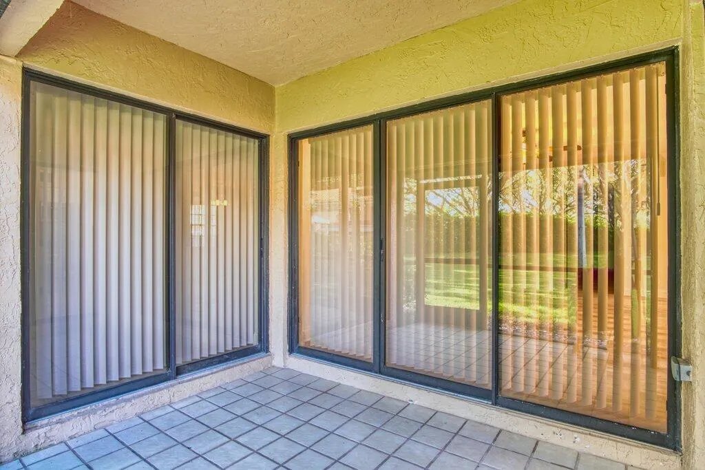 17388 Boca Club Boulevard, #201