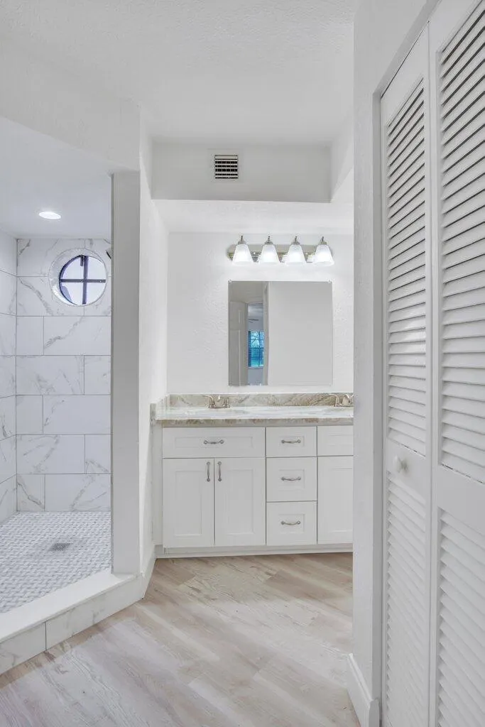 17388 Boca Club Boulevard, #201