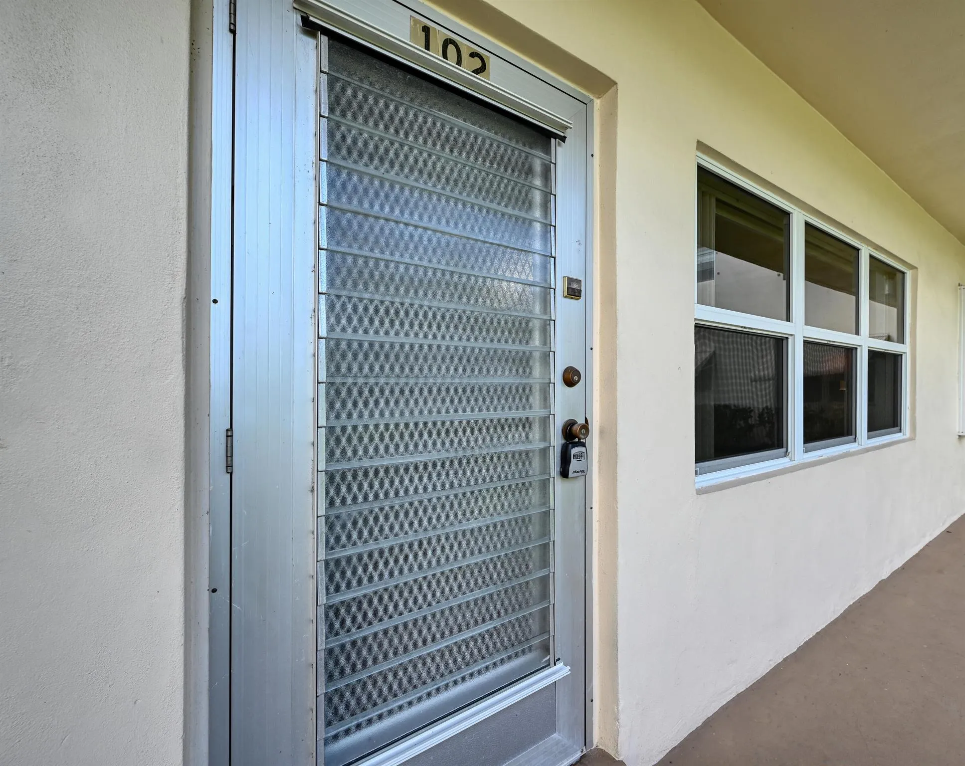 102 Coventry E, #102