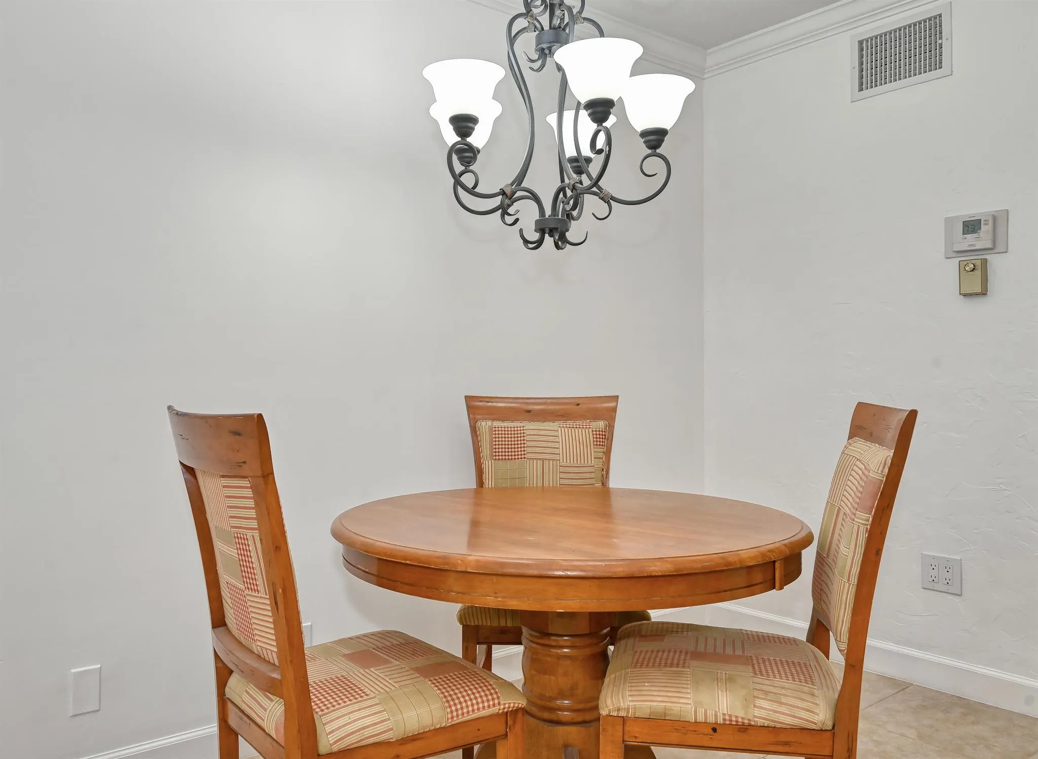 102 Coventry E, #102