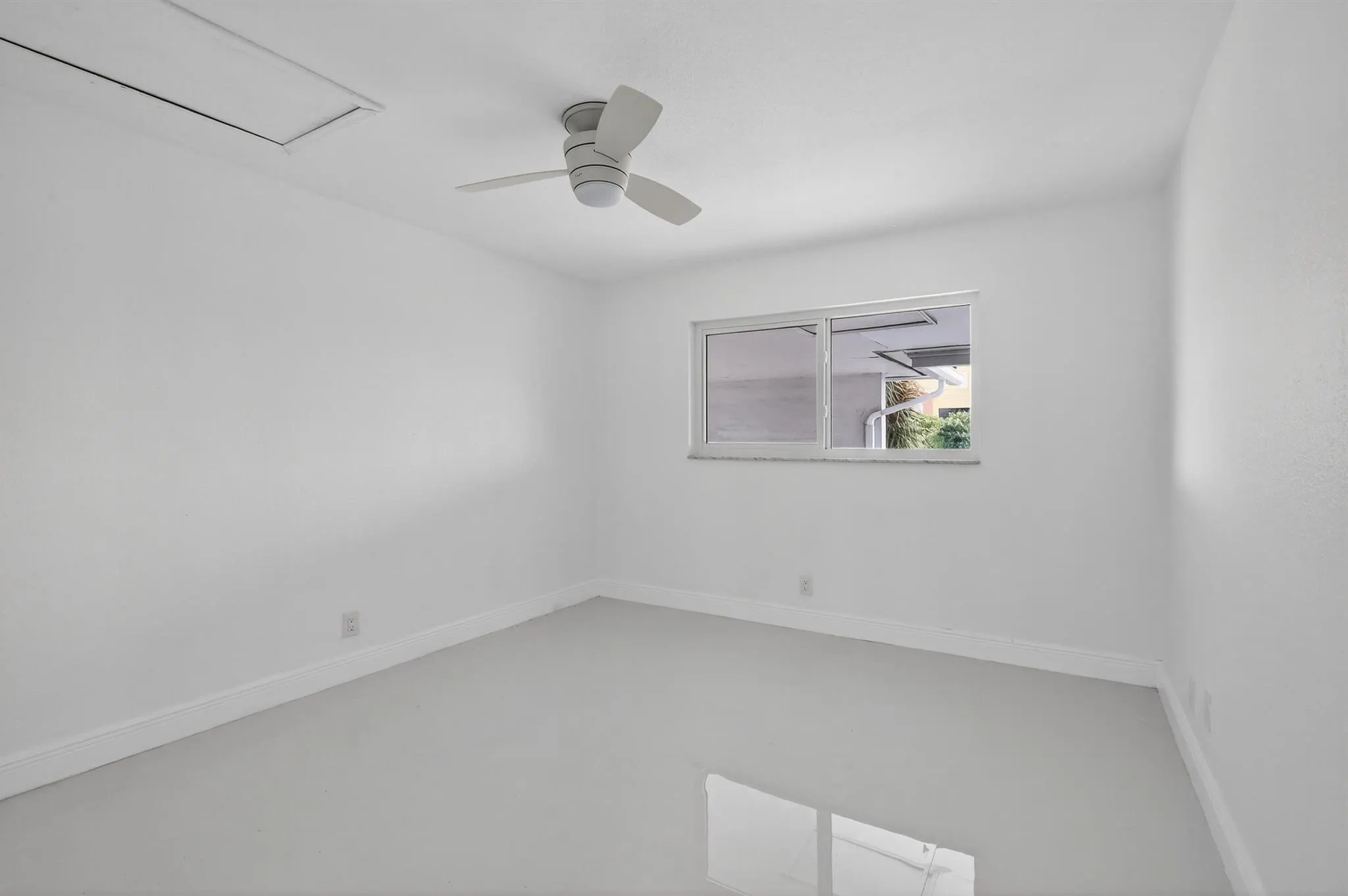 400 Wilma Circle, #301