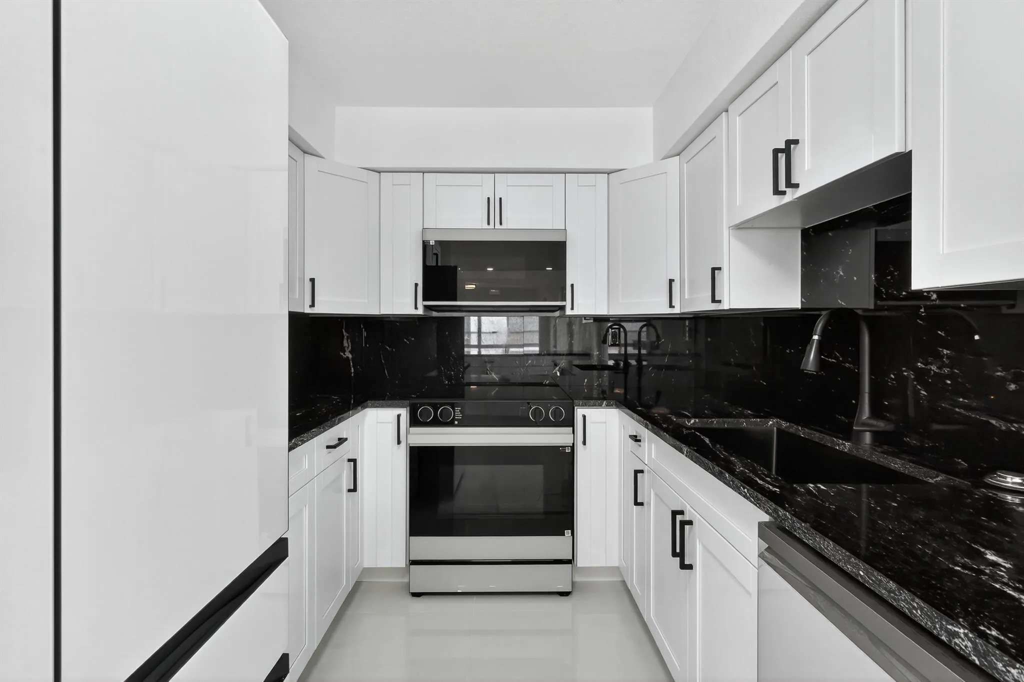 400 Wilma Circle, #301