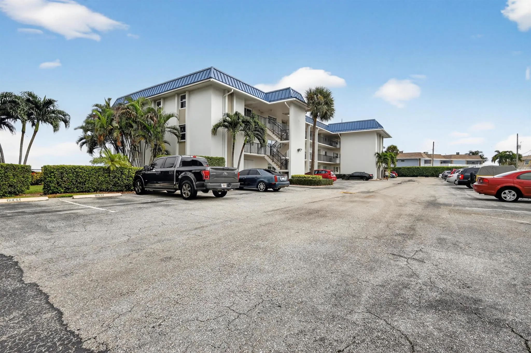 400 Wilma Circle, #301