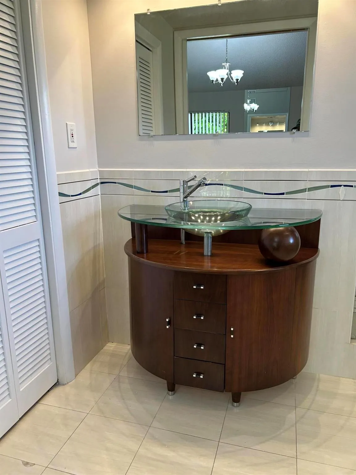 6668 Canary Palm Circle, #11