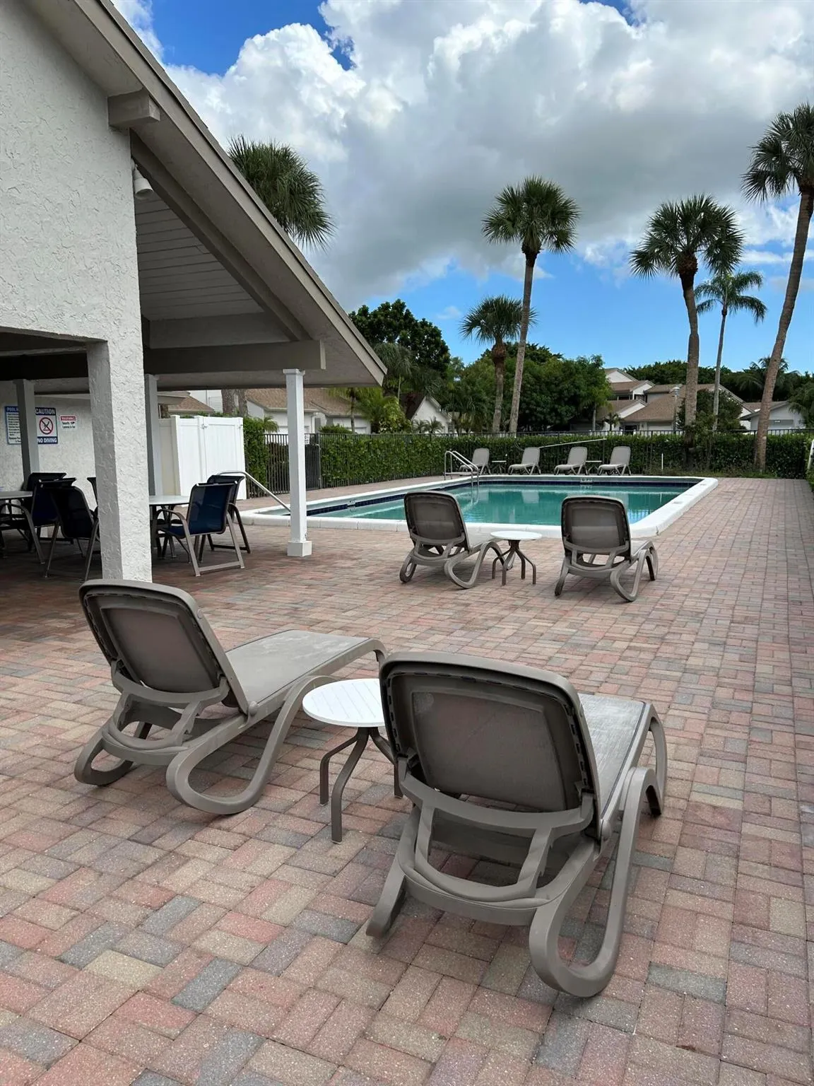 6668 Canary Palm Circle, #11