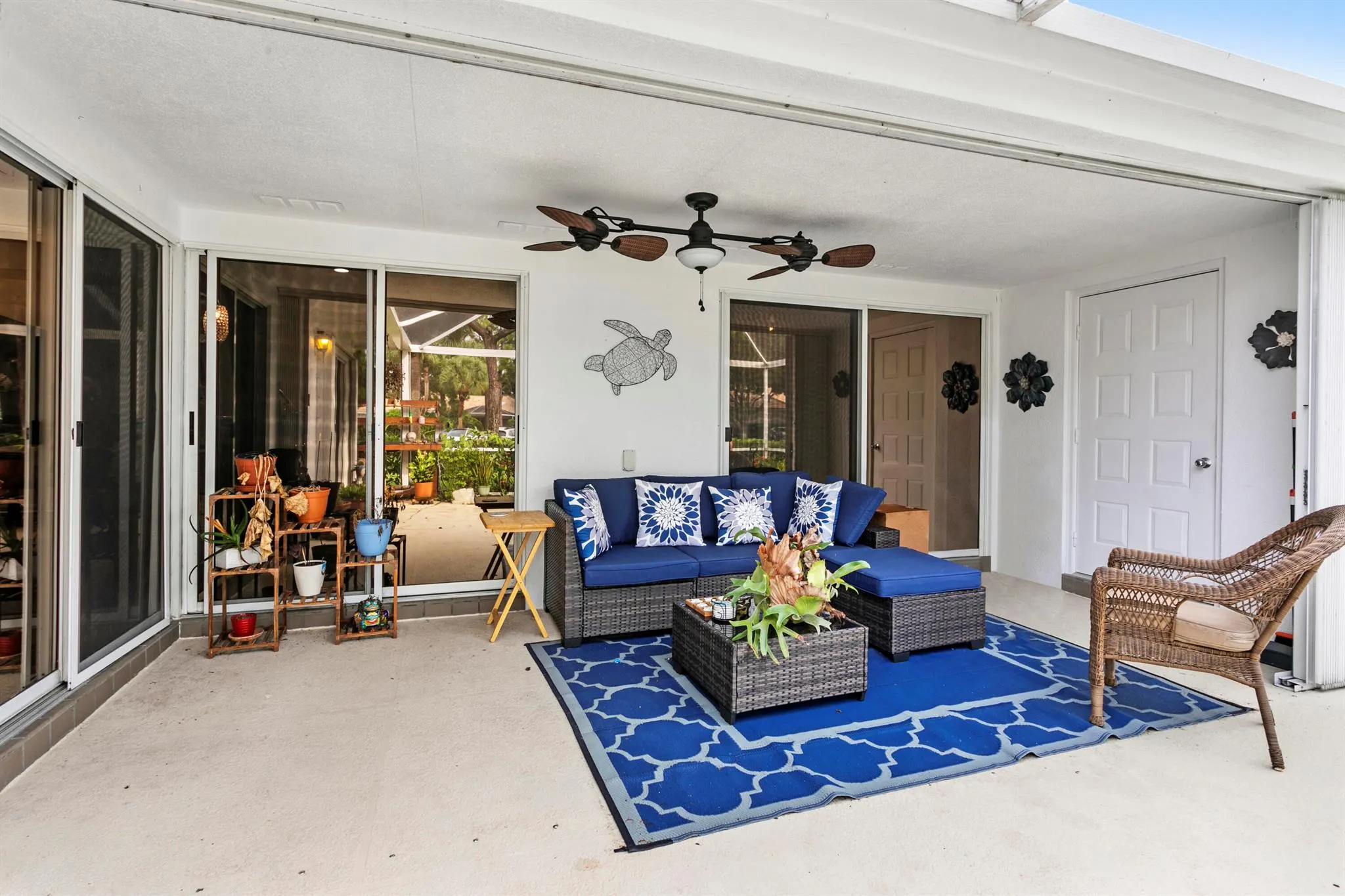 9904 Chapman Oak Court