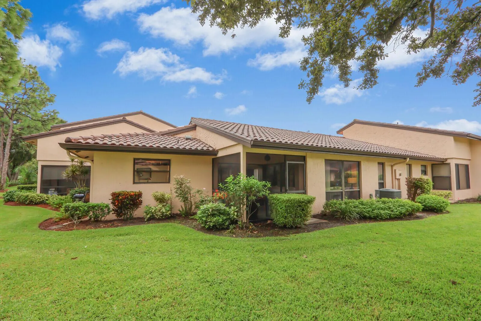 3665 SW Quail Meadow Trail, #E