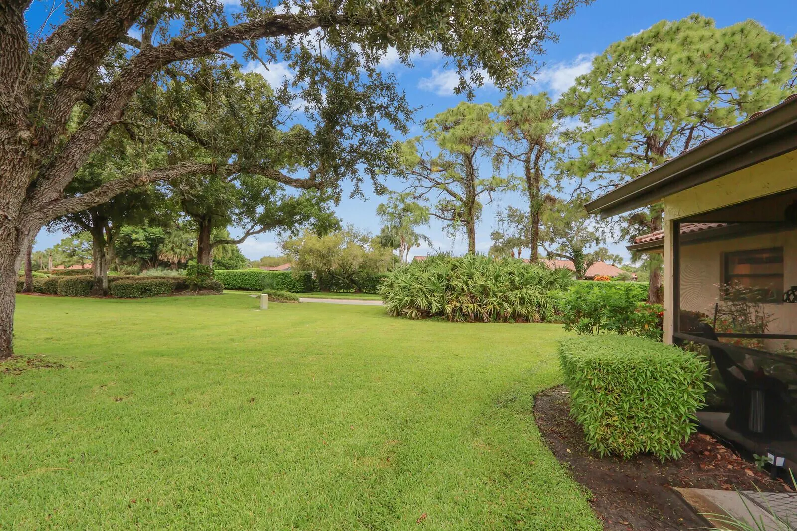 3665 SW Quail Meadow Trail, #E