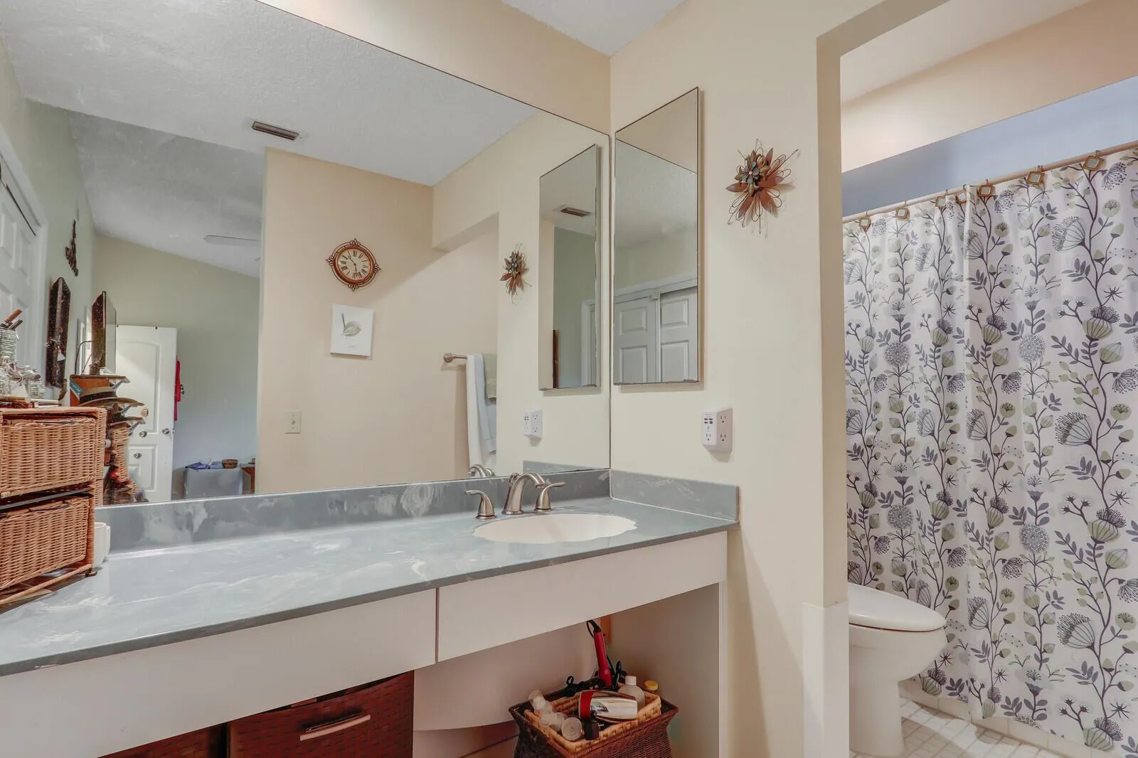 3665 SW Quail Meadow Trail, #E