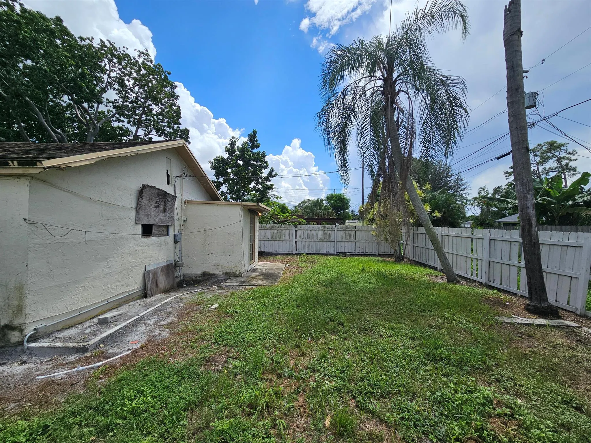 409 Perry Avenue