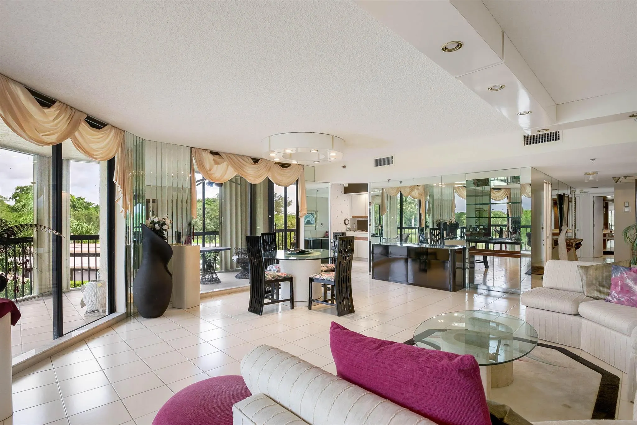 5279 Fountains Drive S, #305
