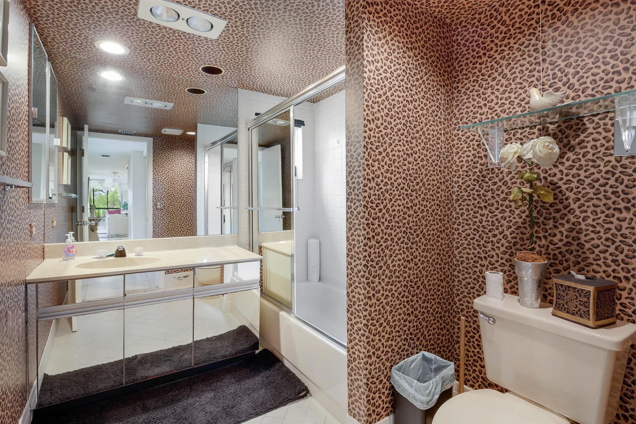 5279 Fountains Drive S, #305
