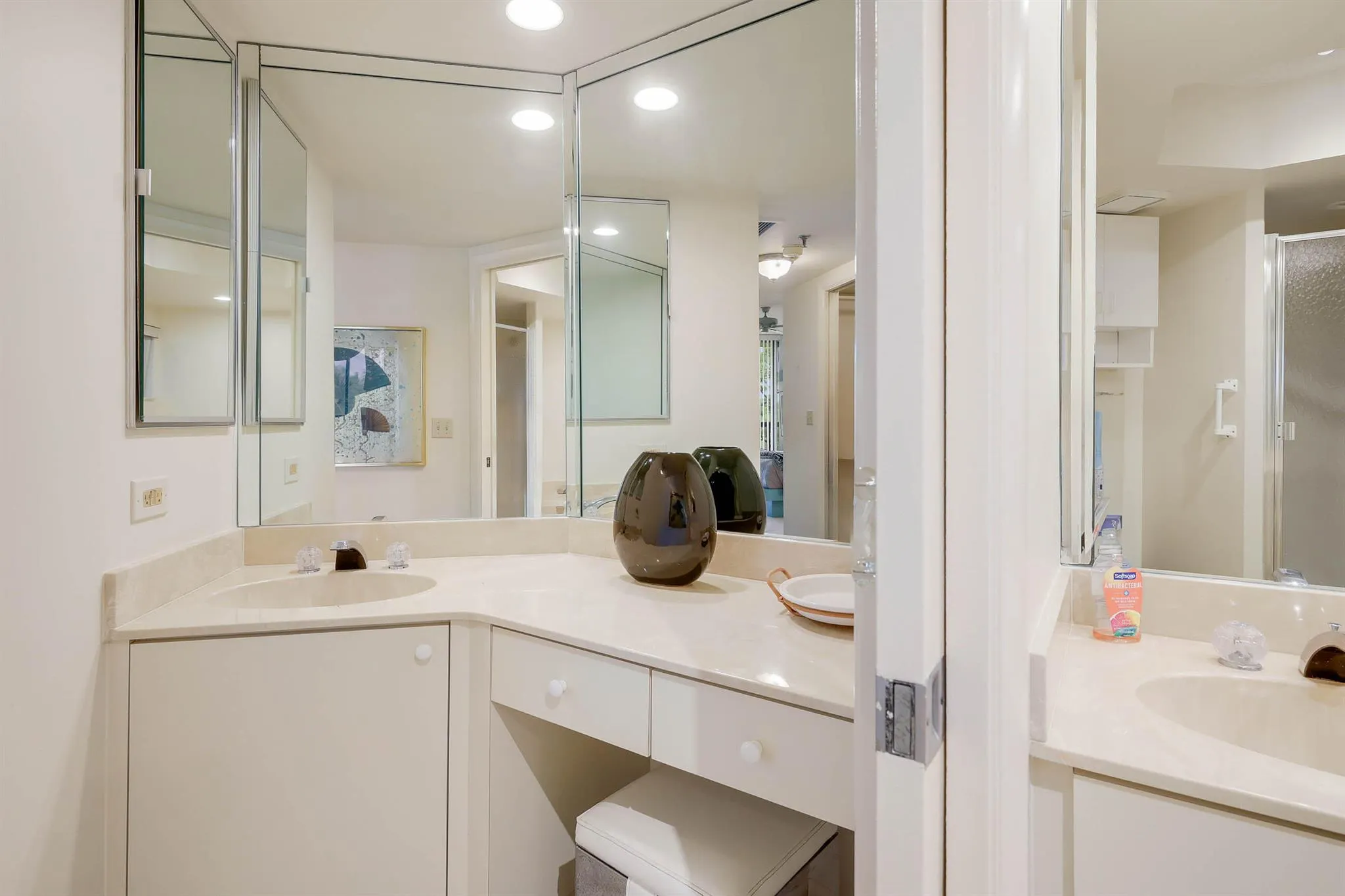 5279 Fountains Drive S, #305