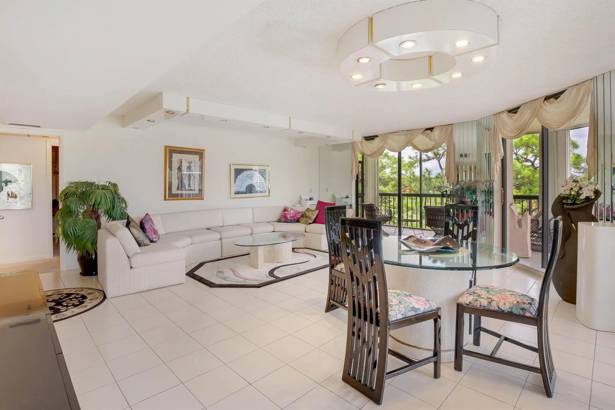 5279 Fountains Drive S, #305