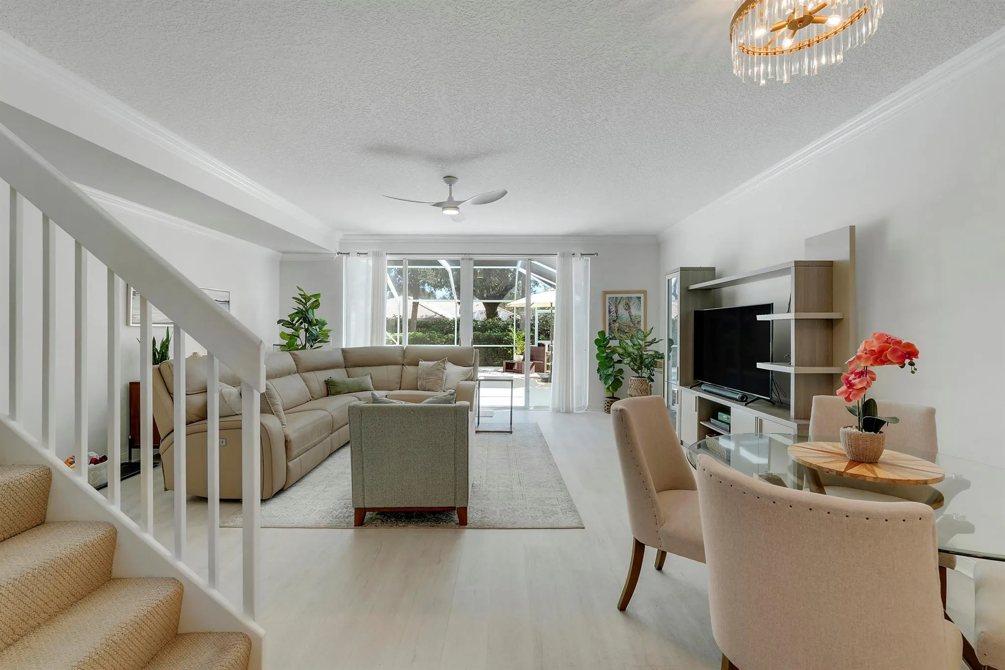 454 Capistrano Drive