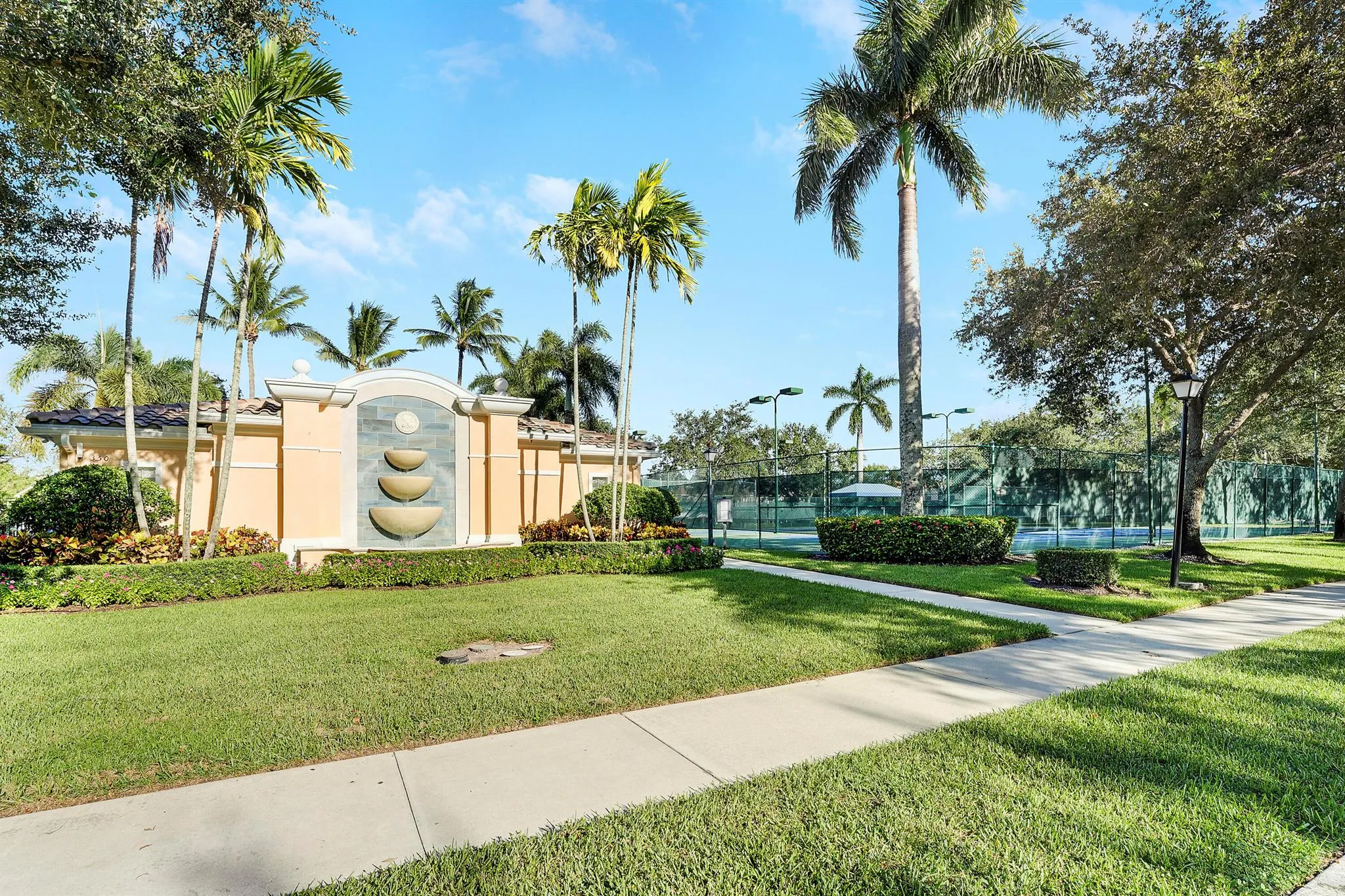 454 Capistrano Drive
