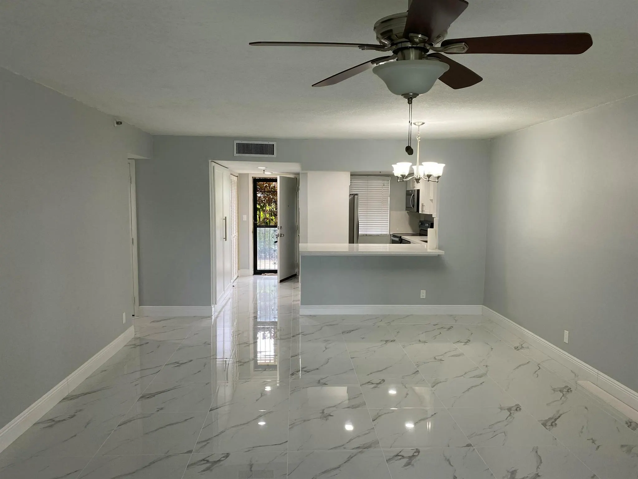 2788 Tennis Club Drive, #102