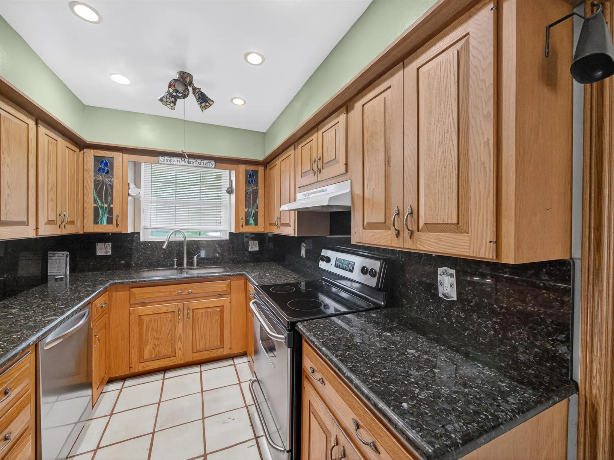 1401 Alpha Court N