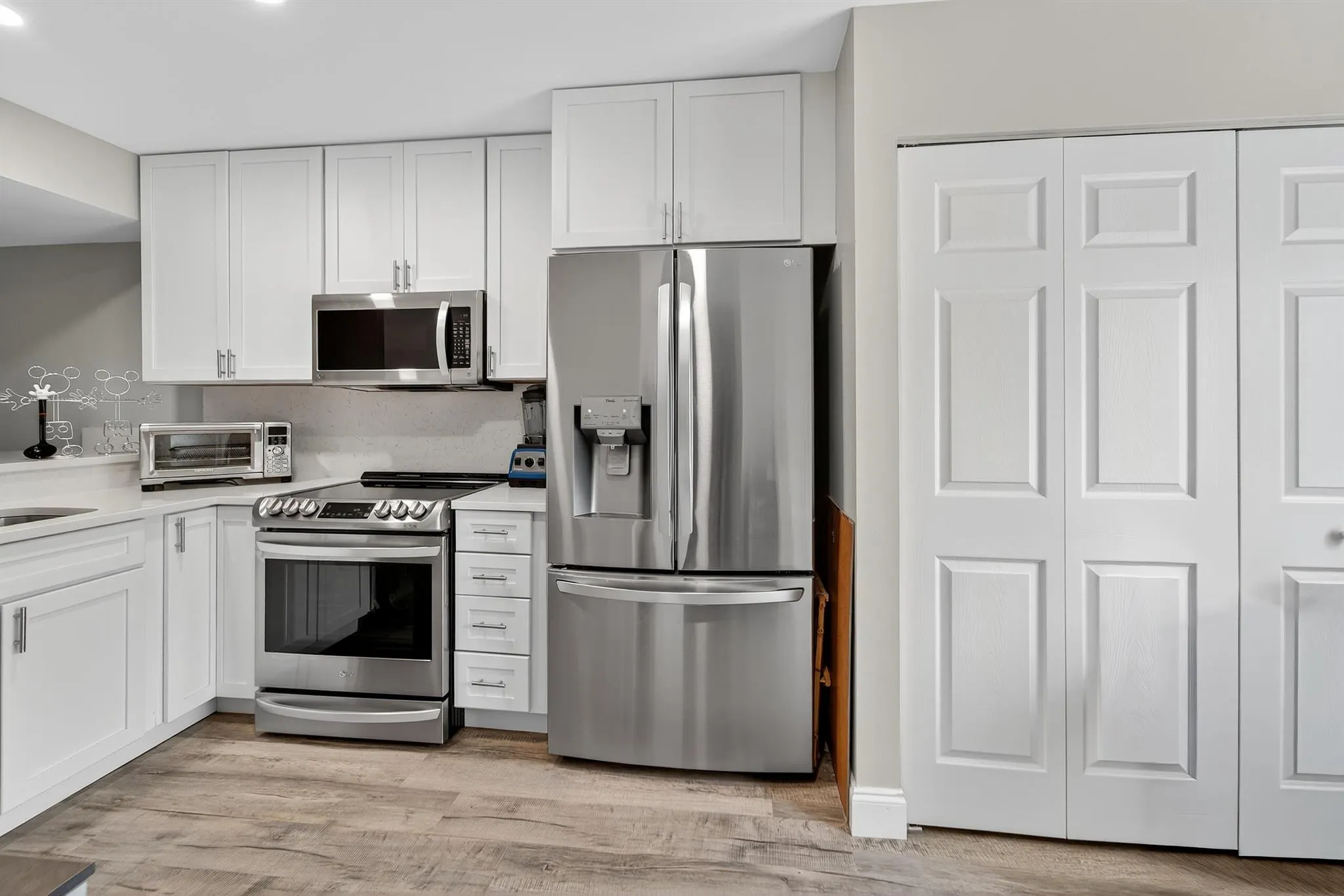 6182 Riverwalk Lane, #4