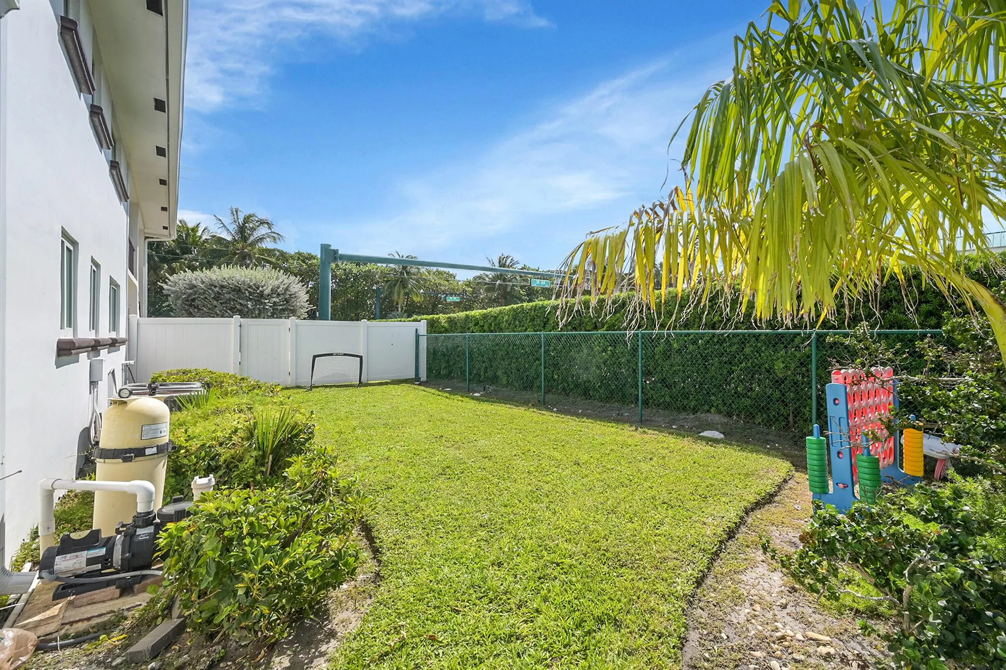 1702 S Ocean Boulevard