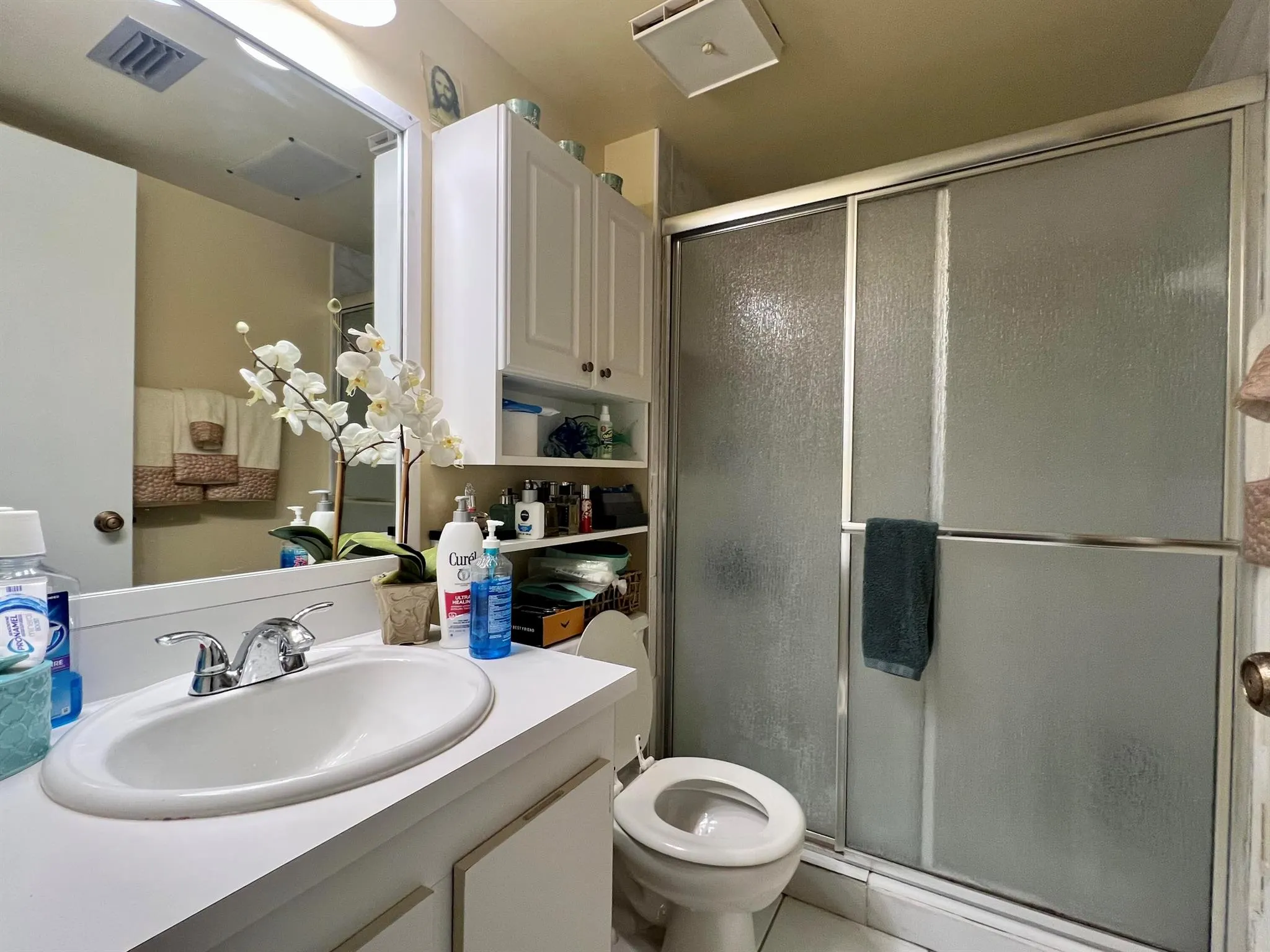 3154 Via Poinciana, #214
