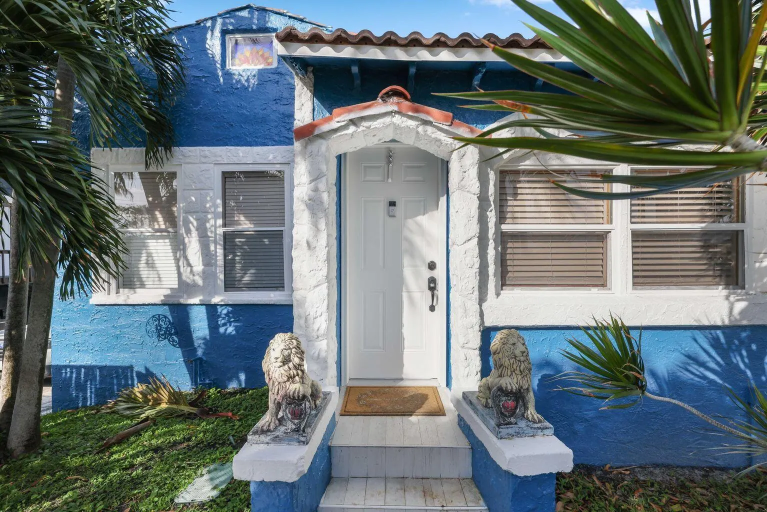 909 N A Street