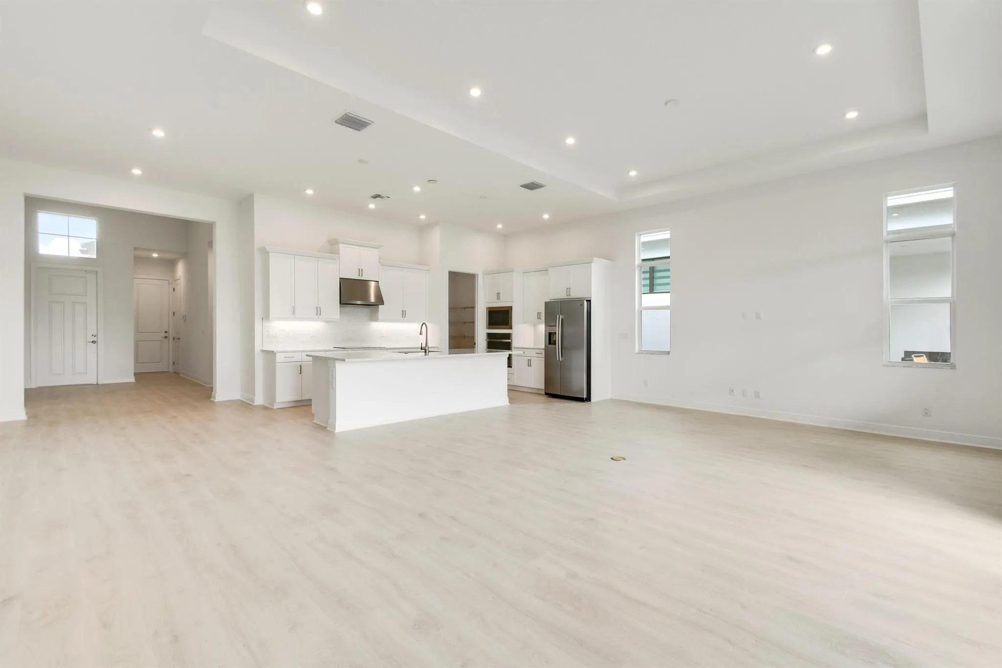 9185 SW Esule Way