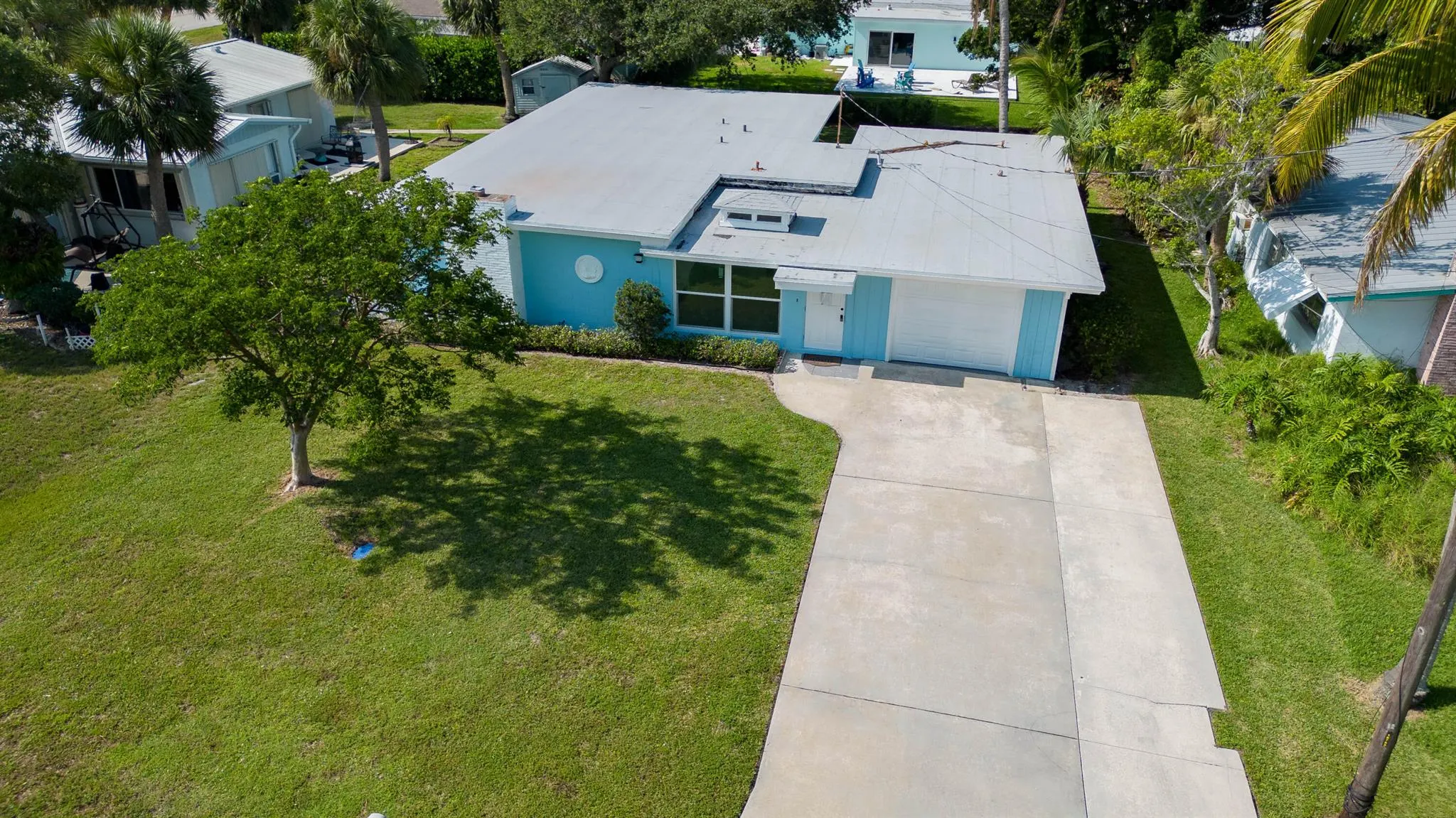 1919 Mimosa Avenue