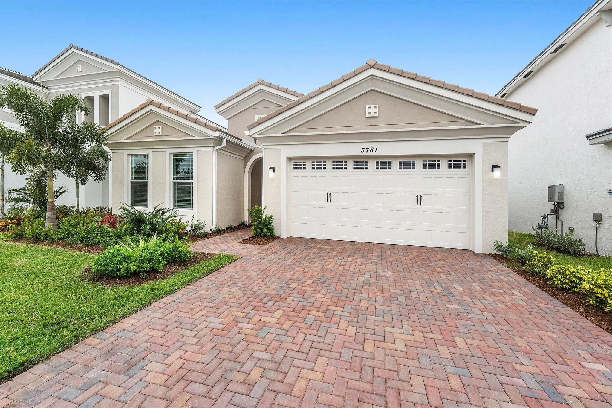 5781 Lodgepole Lane