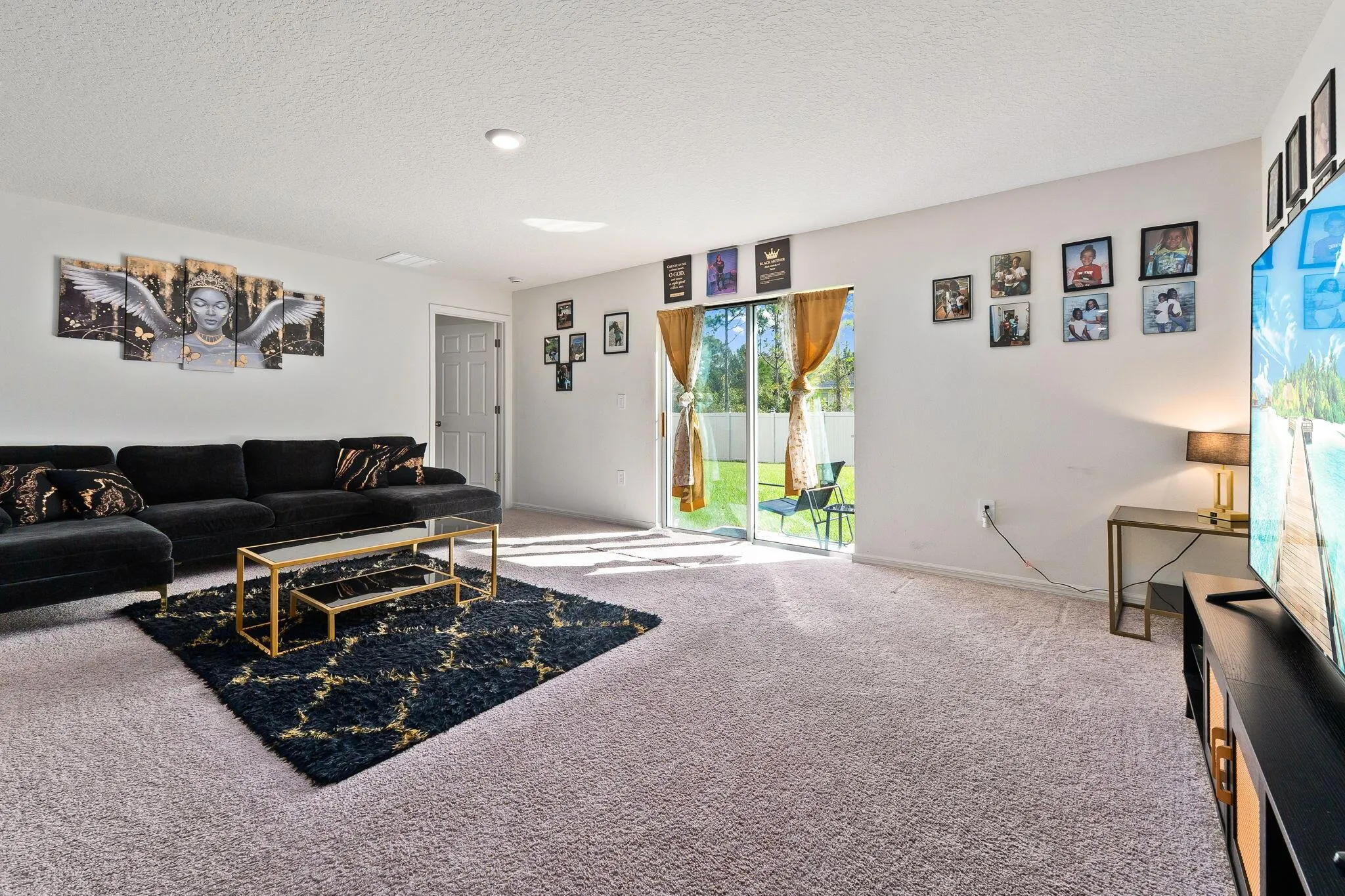 3059 Tivoli Avenue