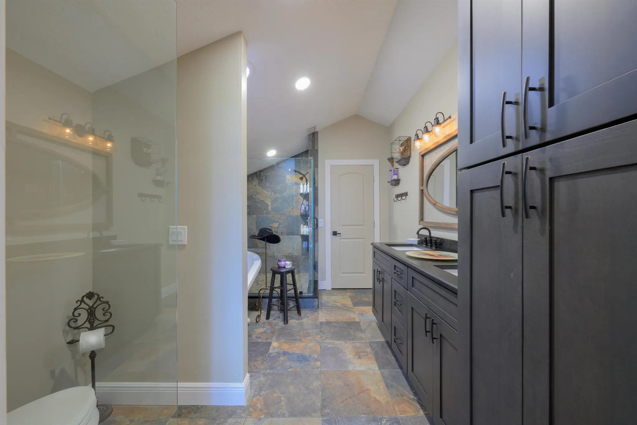 5871 NW Corso Court