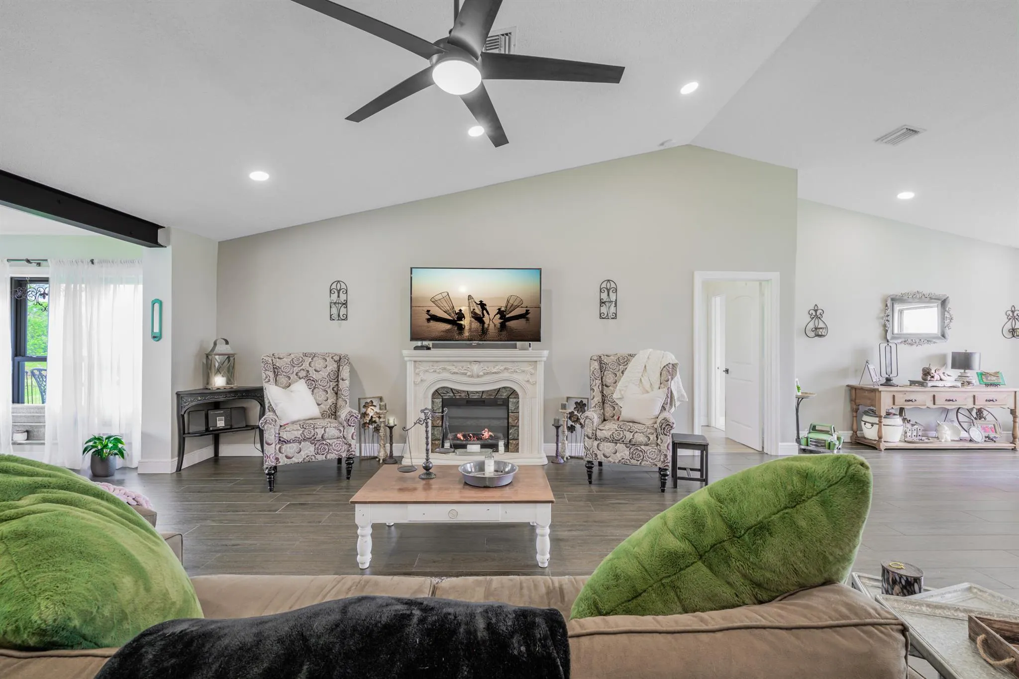 5871 NW Corso Court