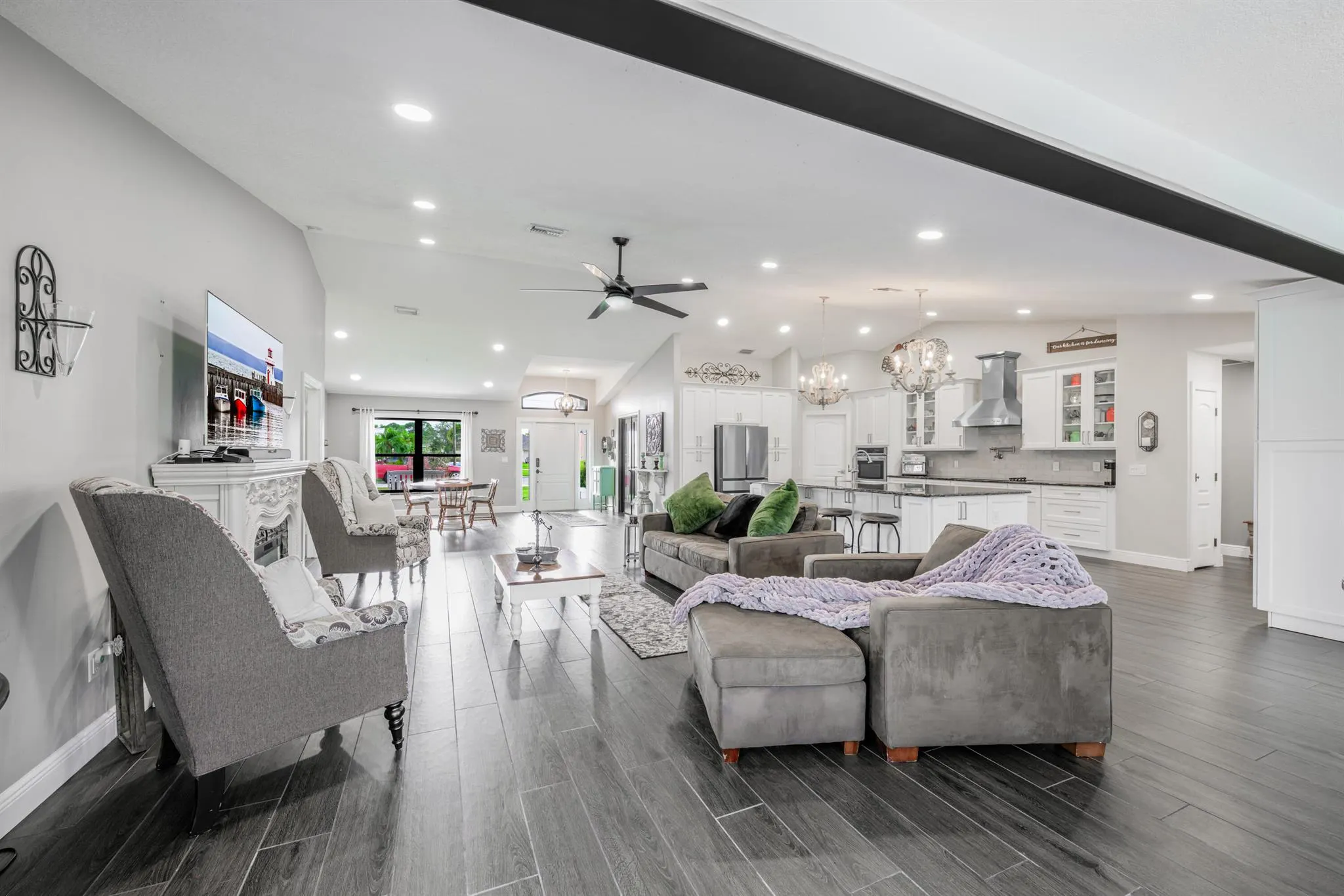 5871 NW Corso Court