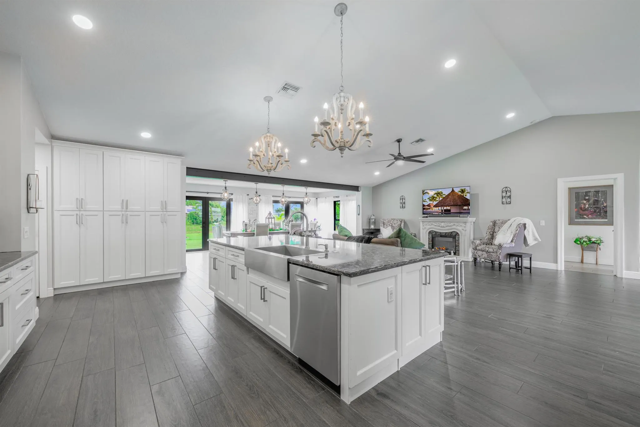 5871 NW Corso Court
