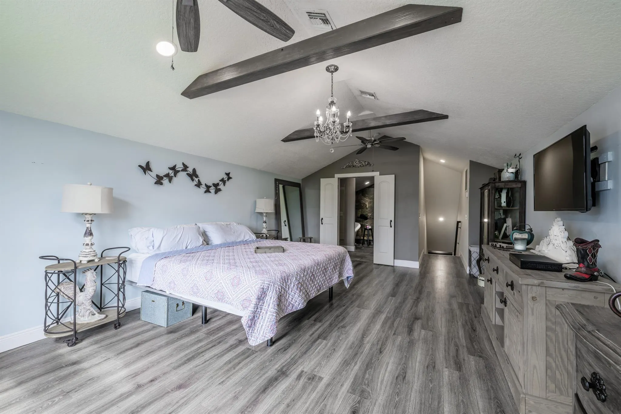 5871 NW Corso Court