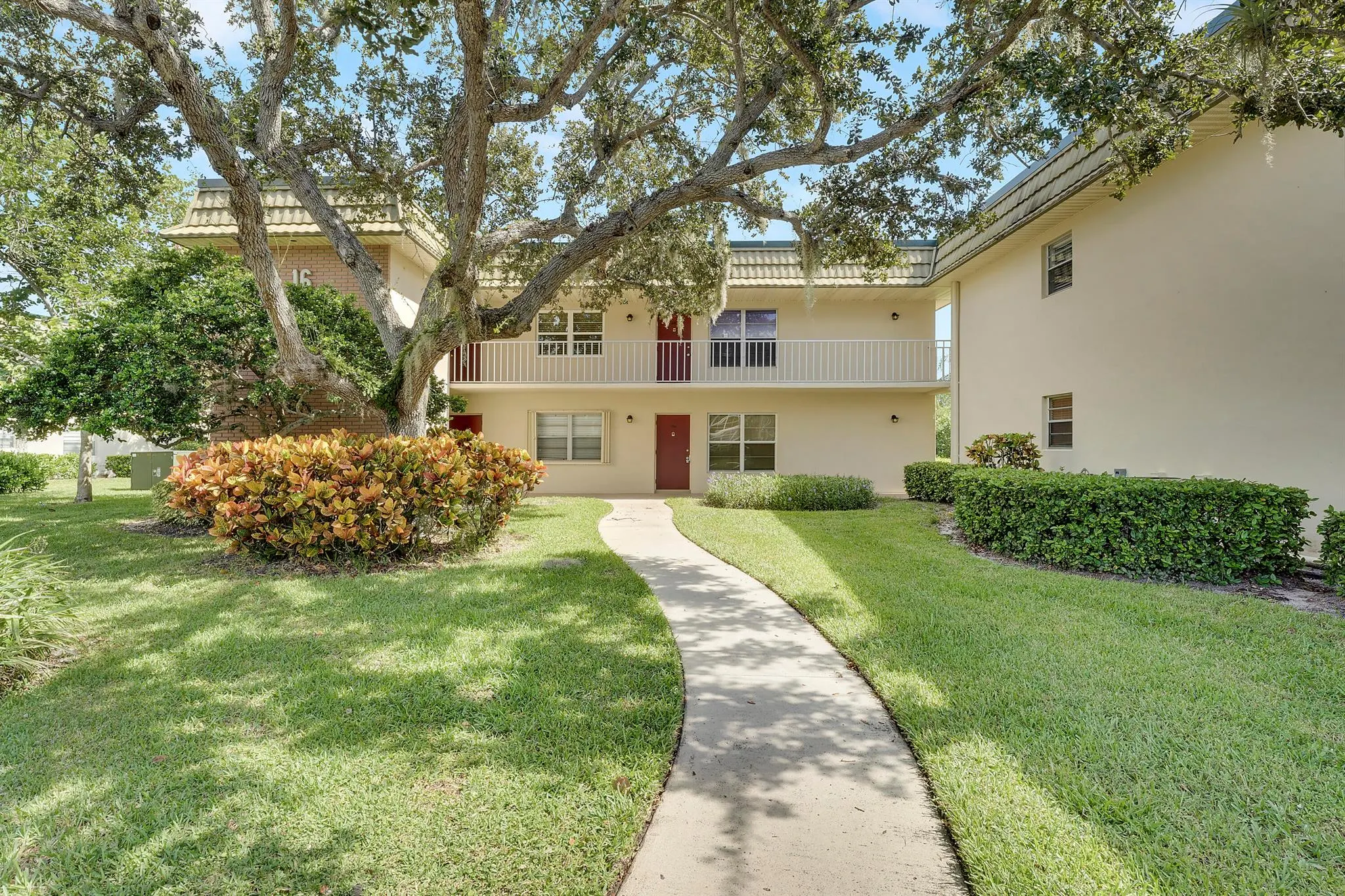 16 Vista Gardens Trail, #106