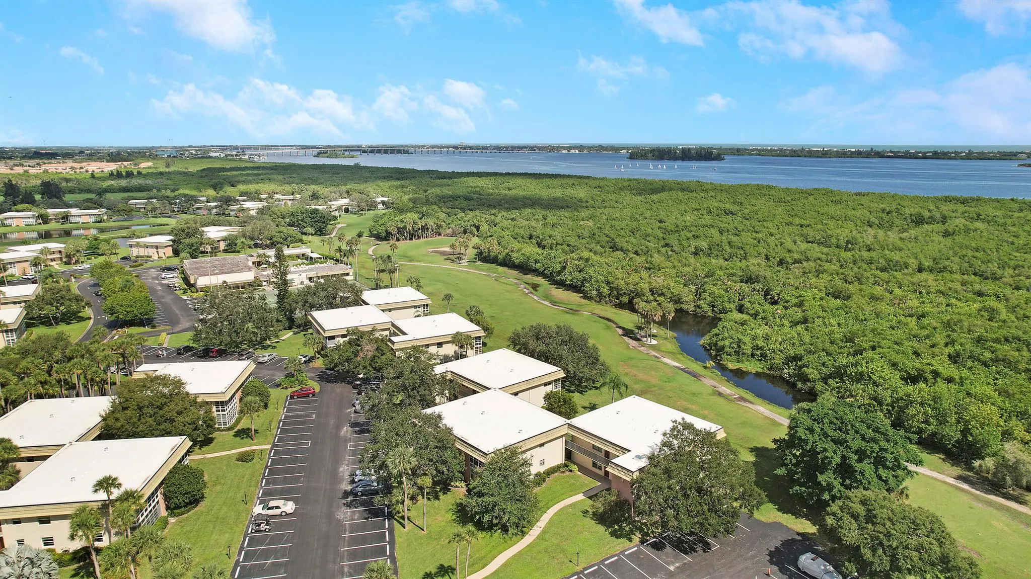 16 Vista Gardens Trail, #106