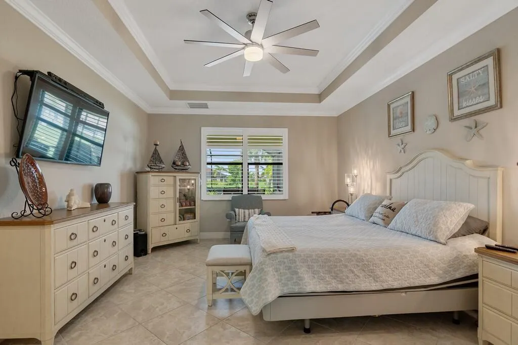 6234 Arcadia Square